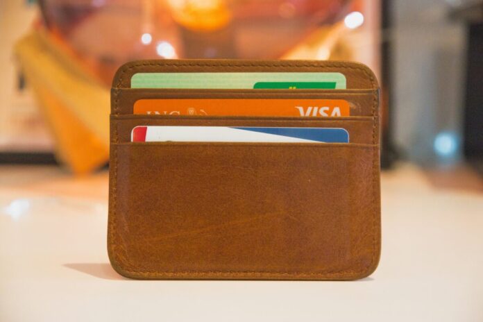 stephen-phillips-hostreviews-co-uk-em37kS8WJJQ-unsplash credit card