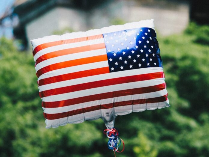 flag balloon